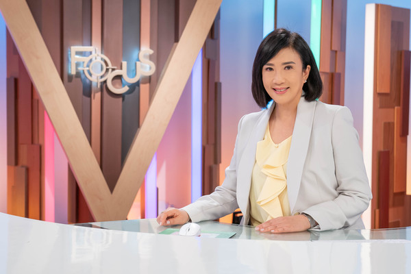  方念華帥兒首亮相！赴美求學4年回台「與大咖演員同框飆戲」　認了「想跟隨媽媽腳步」自豪喊：不像母子