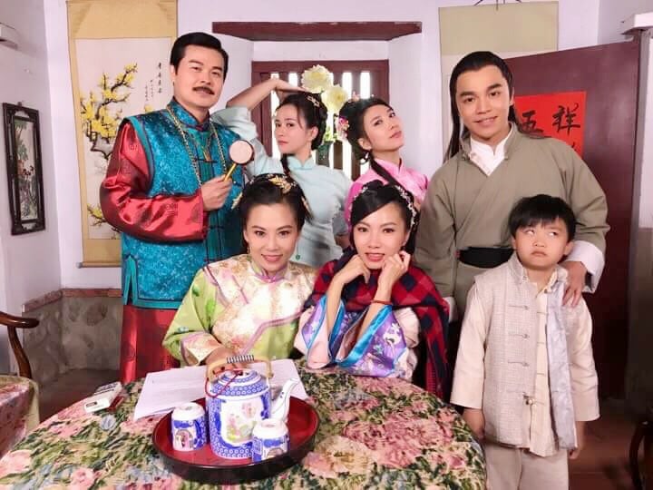 20歲拚出一棟房！資深女星搏命養家「遭母嫌演員賺那麼一點？」　回南部發現「全家都不對勁」決定大義滅親