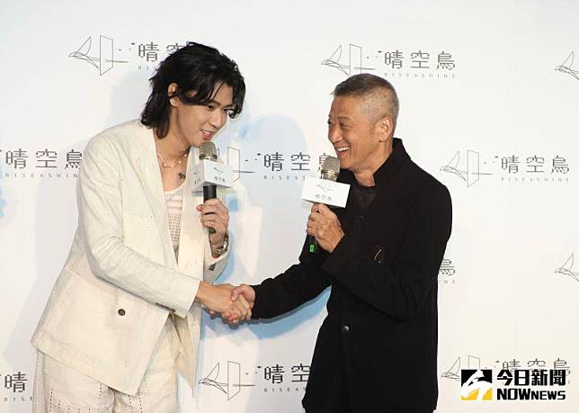 爸爸是上司9年！台劇小生宣布「我不再是員工」不續約了　只花3分鐘「為父欣慰見證」：多了一個兒子