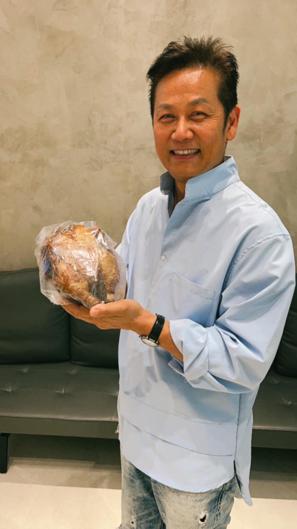 母罹癌氣切！徐乃麟「不願準備後事」：醫生說撐不到半年　病床前盡孝「親自把屎把尿也無悔」