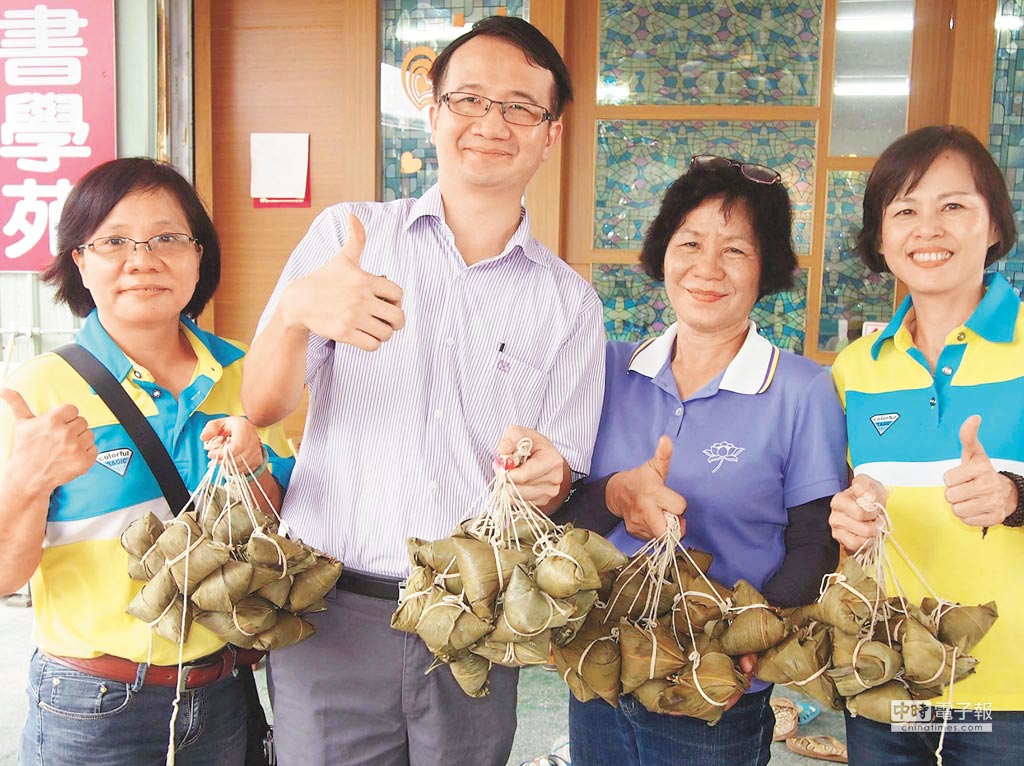 1年喪子又喪夫！屏東嬤開素食店「1百塊自助餐吃到飽」超佛　不擔心賠錢「曝背後初衷」：都是為了祂們