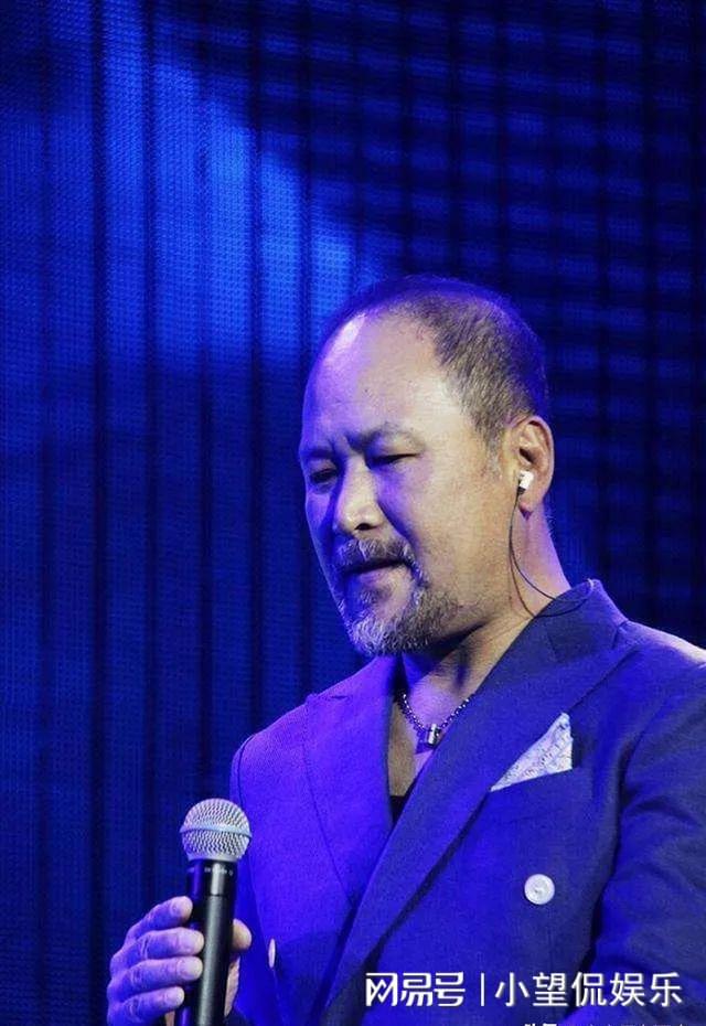 深情都是假？61歲粗獷歌手「痴守癌妻病榻」被封好男人　「轉身大談不倫戀」害慘張韶涵