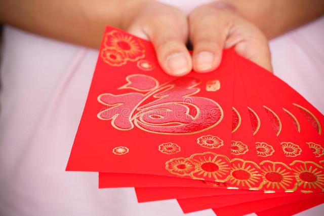 8年前婚禮叔叔包20萬禮金！今年堂弟結婚「輪到我賀喜」　結束後「嬸嬸塞給我一盒」打開哭了…