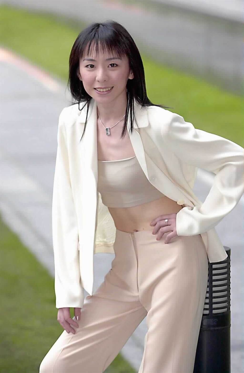 12年愛情長跑一場空！52歲惡女始祖「再度返台復出」現身螢光幕　劇組親揭「她私下真面目」完全不同