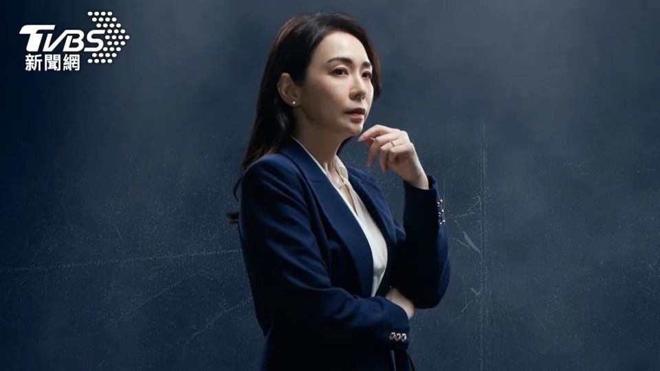 12年愛情長跑一場空！52歲惡女始祖「再度返台復出」現身螢光幕　劇組親揭「她私下真面目」完全不同
