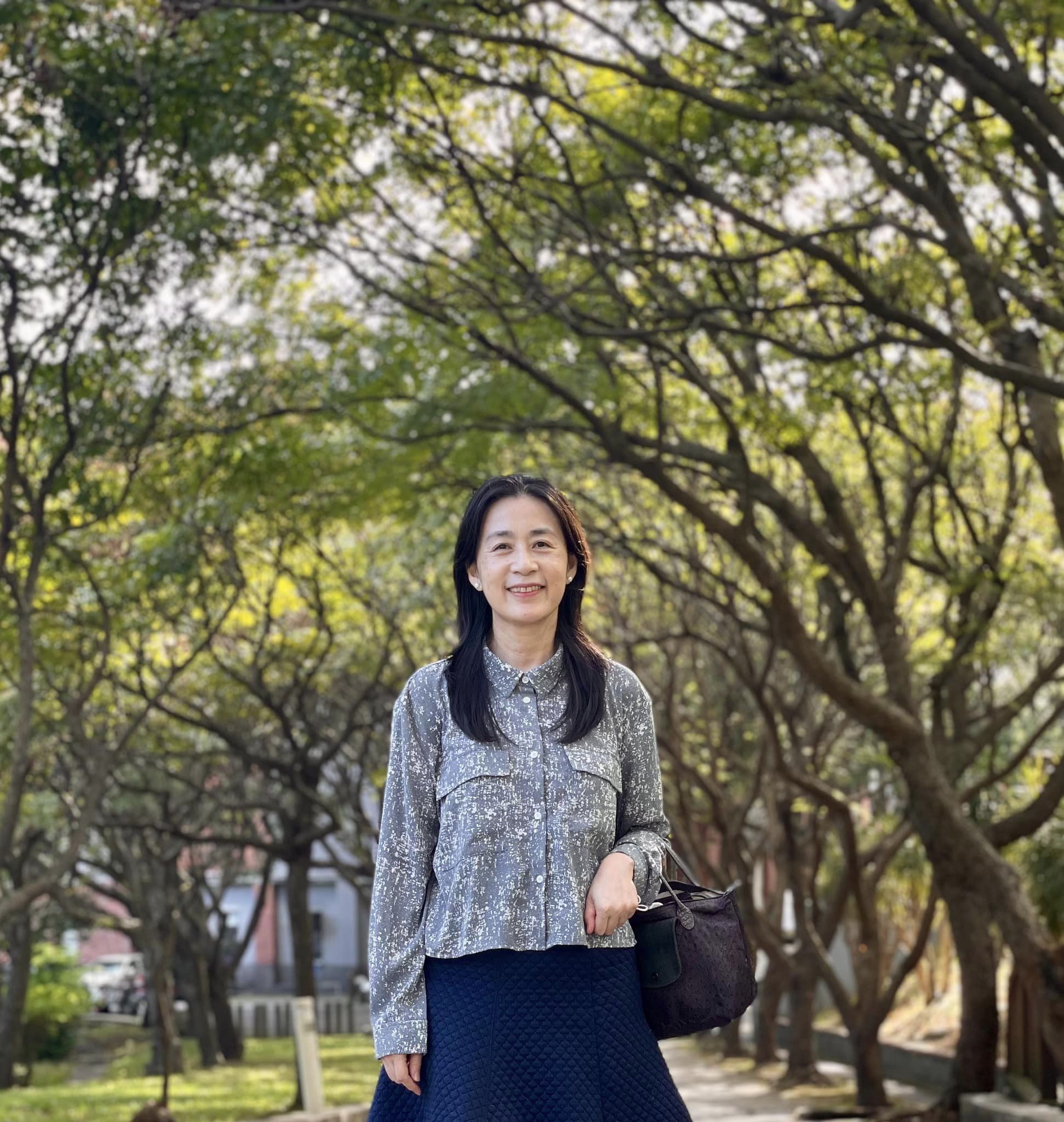 時隔22年回來了！「廣播夢中情人再露面」氣質美貌都沒變　近30年膝下無子「突興奮宣布新身分」