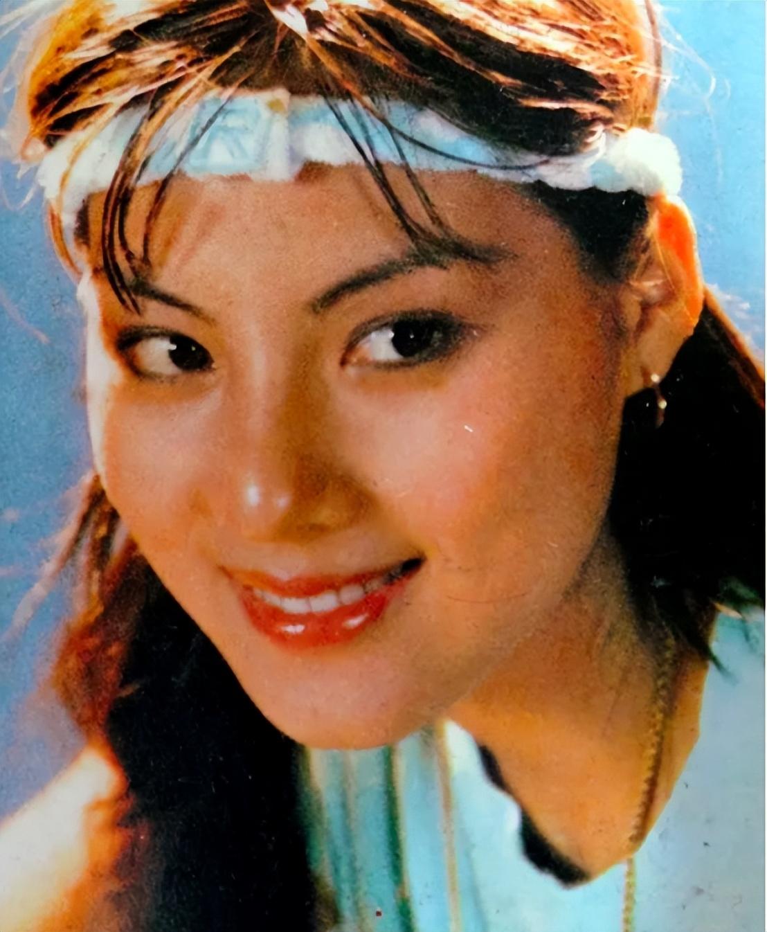 年僅28歲！知名女星「13樓縱身一躍」悲情離世　「17歲一夜成名」父母卻拒不參加葬禮