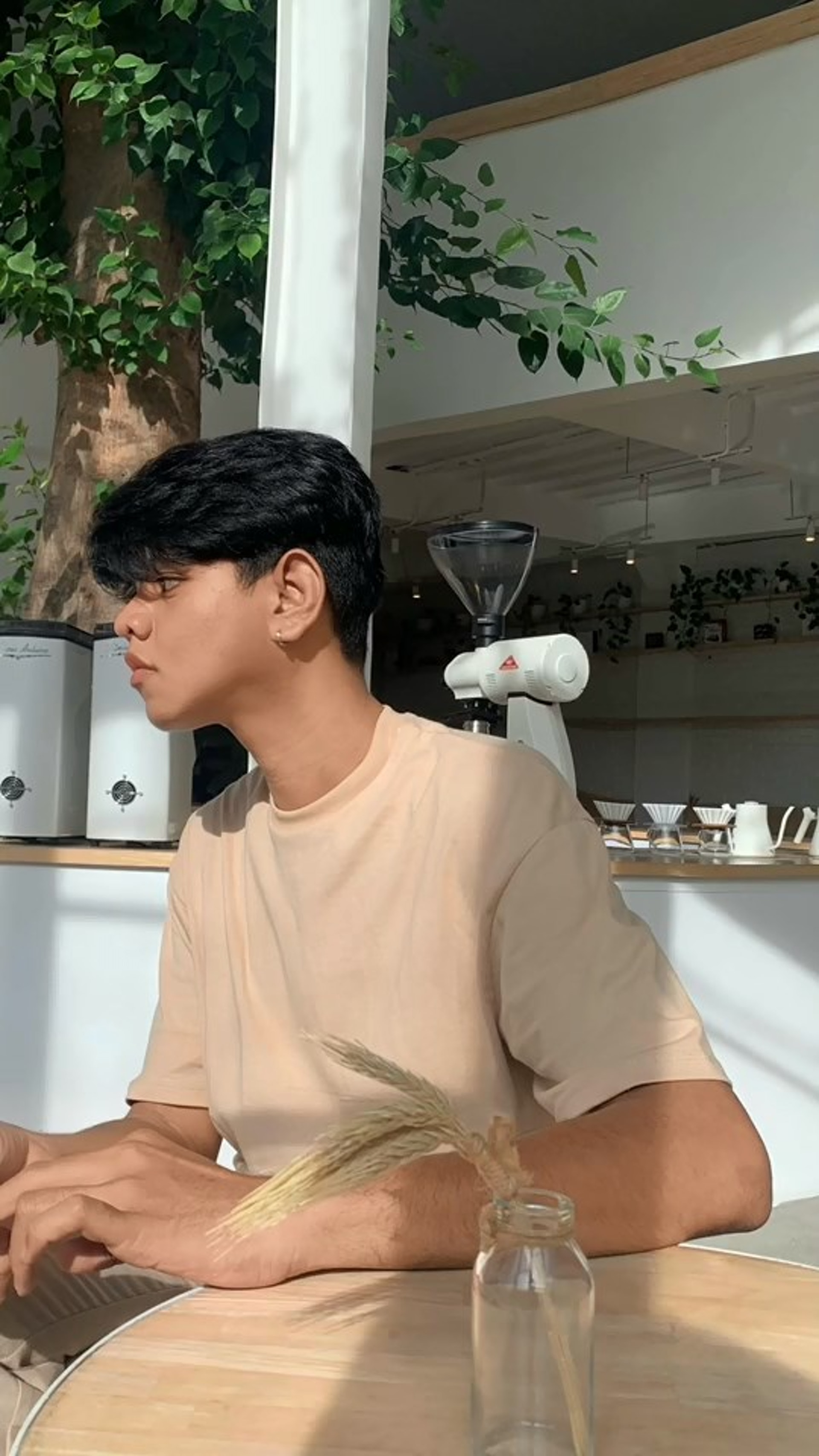 黝黑胖男孩「慘被女友狠甩」決心地獄式減肥　成功瘦身後「變成花美男歐巴」1700萬人驚嘆太強