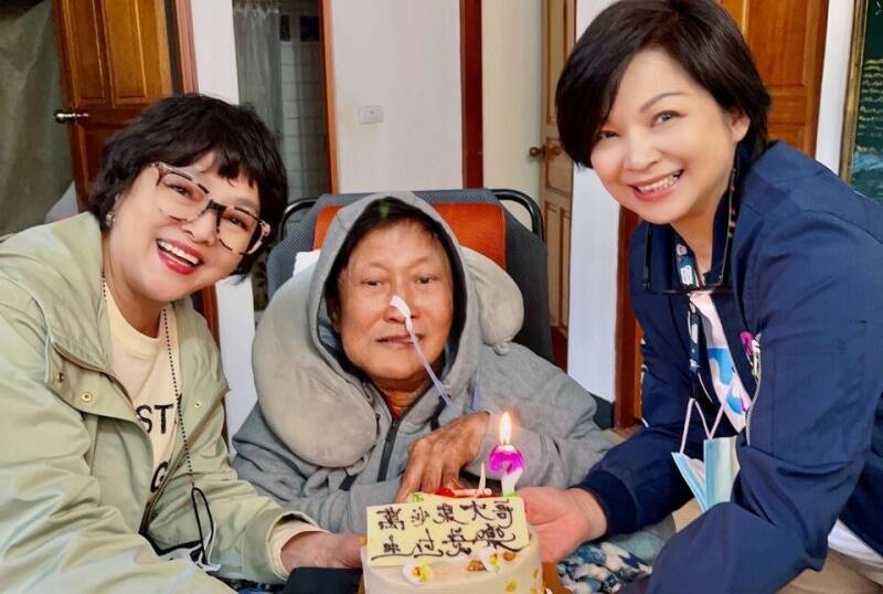 萬沙浪逝世！家屬悲痛「等不到靈堂」儀式一切從簡　摯友楊貴媚「曝他生前遺願」約定必做到