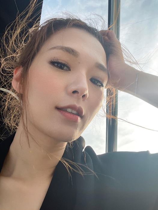 人肉霸佔停車位!駕駛遭逼退「還撂人來嗆聲」 身分曝光「竟是大咖視后」奪過最佳女主角