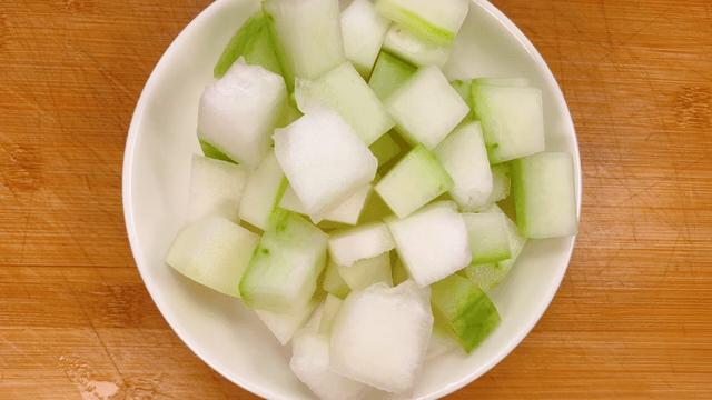 喝綠豆湯不如吃它！夏天「清熱解毒第一瓜」　菜場遇到必買：減肥排便