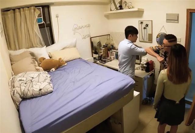 花了430萬！新婚夫妻「買下2.7坪婚房」　太狹窄「只能在廁所洗碗」看完全貌網友說：這也叫房子?