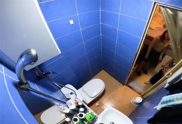 花了430萬！新婚夫妻「買下2.7坪婚房」　太狹窄「只能在廁所洗碗」看完全貌網友說：這也叫房子?