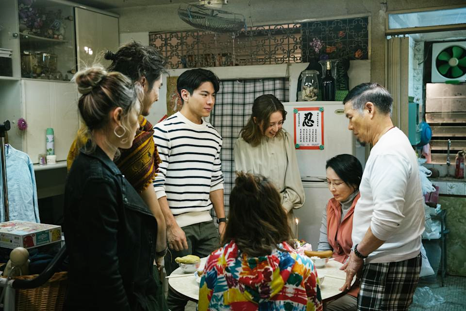 兒子女友第一次來家裡！帶禮物又嘴甜「我和老伴都很喜歡」　但吃飯時「因為半盤菜」我堅決叫他們分手