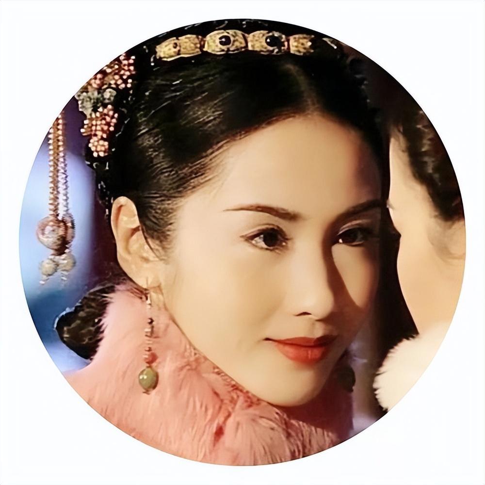 小花旦變美女總裁！她嫁給「大15歲的殘疾富豪」　一家5口3人殘疾：風光背後飽含心酸