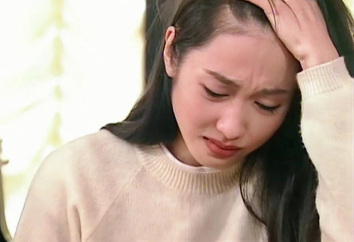 小花旦變美女總裁！她嫁給「大15歲的殘疾富豪」　一家5口3人殘疾：風光背後飽含心酸