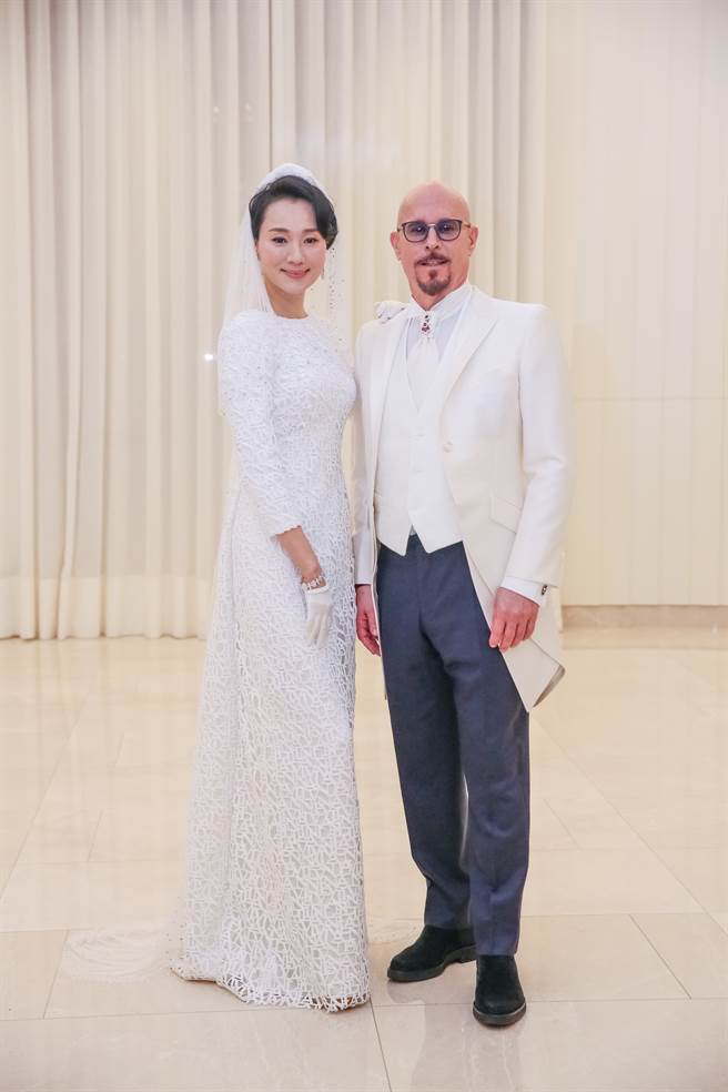 Melody前夫背景曝光！被起底「已故姐是名媛」身價上億　「前姐夫再婚女星」大器參加婚禮