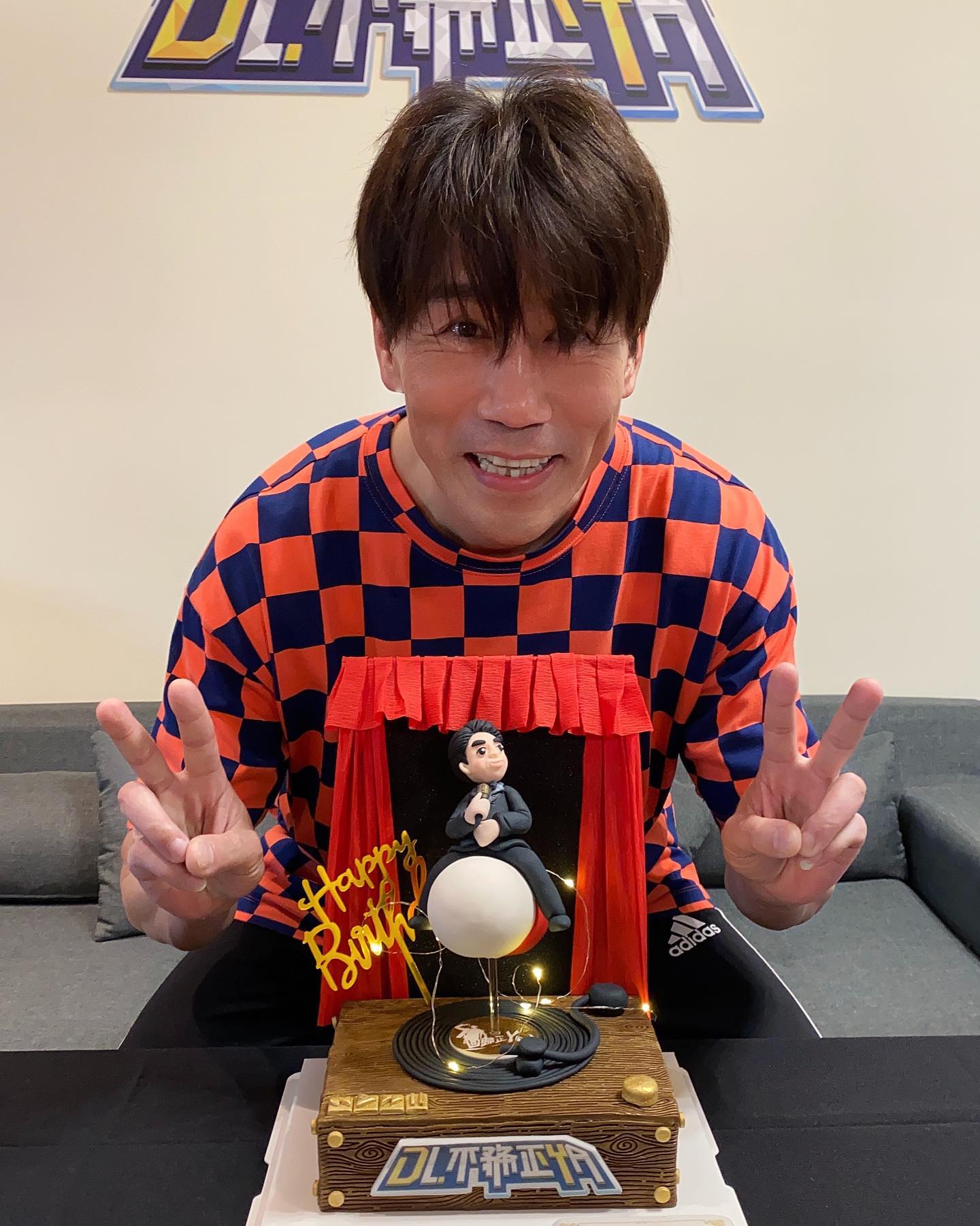 昏迷7天沒意識!羅時豐「被家人抬進醫院」查不出原因 驚曝「眼睛睜開卻動不了」:差點掛掉