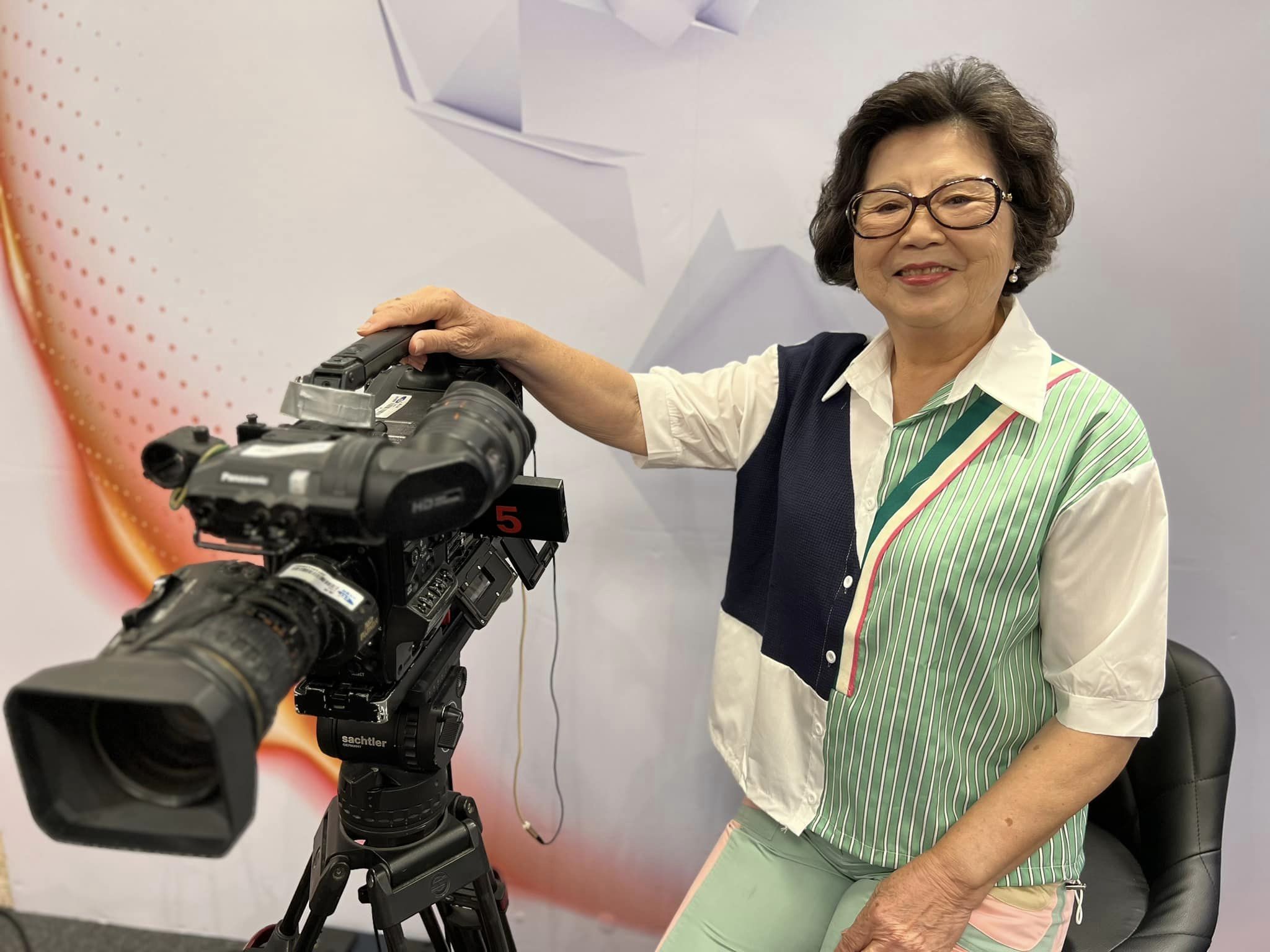 演壞女人爆紅！國民阿嬤「連女兒都不認」遺憾：不敢去見她　「選美小姐舊照曝光 」網震撼：難怪會出道