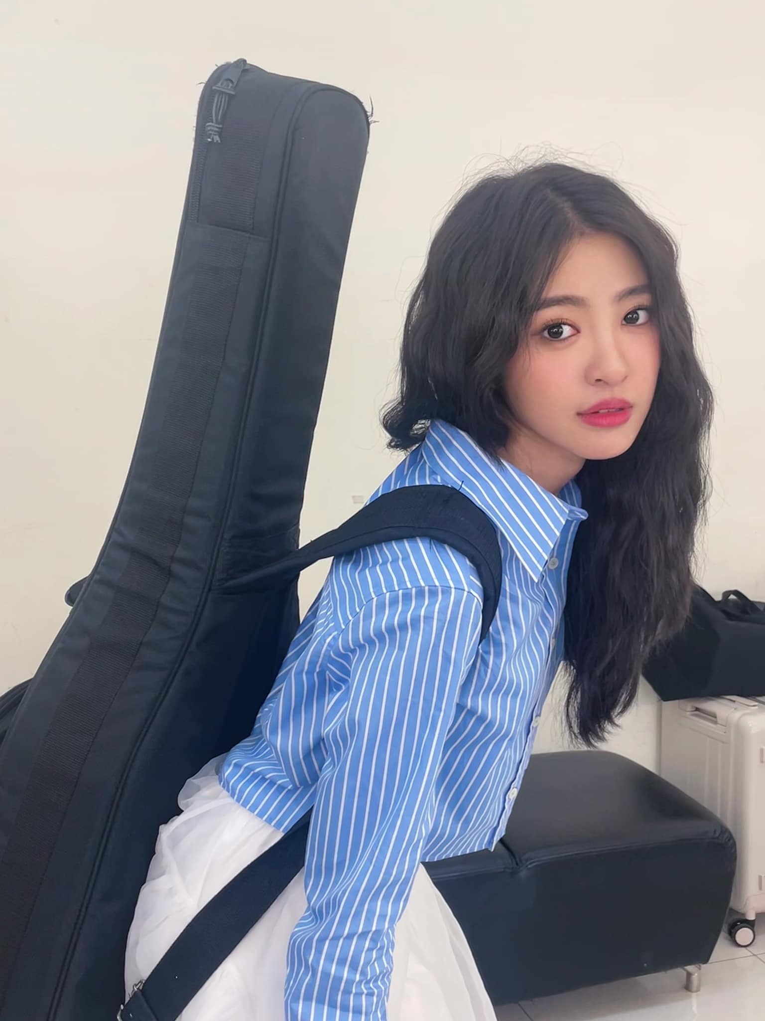 被罵爛草莓！20歲最美星二代是才女「首張專輯創驚人紀錄」　靠實力「撕下靠爸族標籤」壓力大到狂掉髮