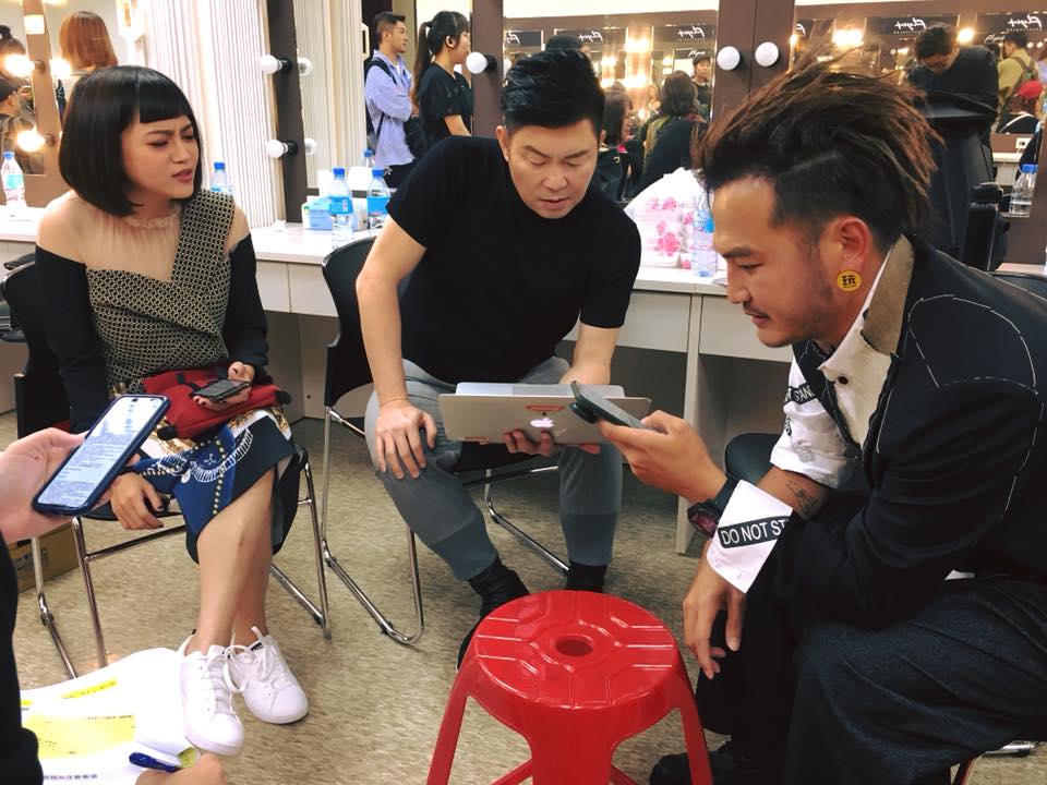 為了主持益智節目！曾國城每集開錄前「先考自己一遍」堅持10年　「敬業狂刷9題全對」連製作人都佩服