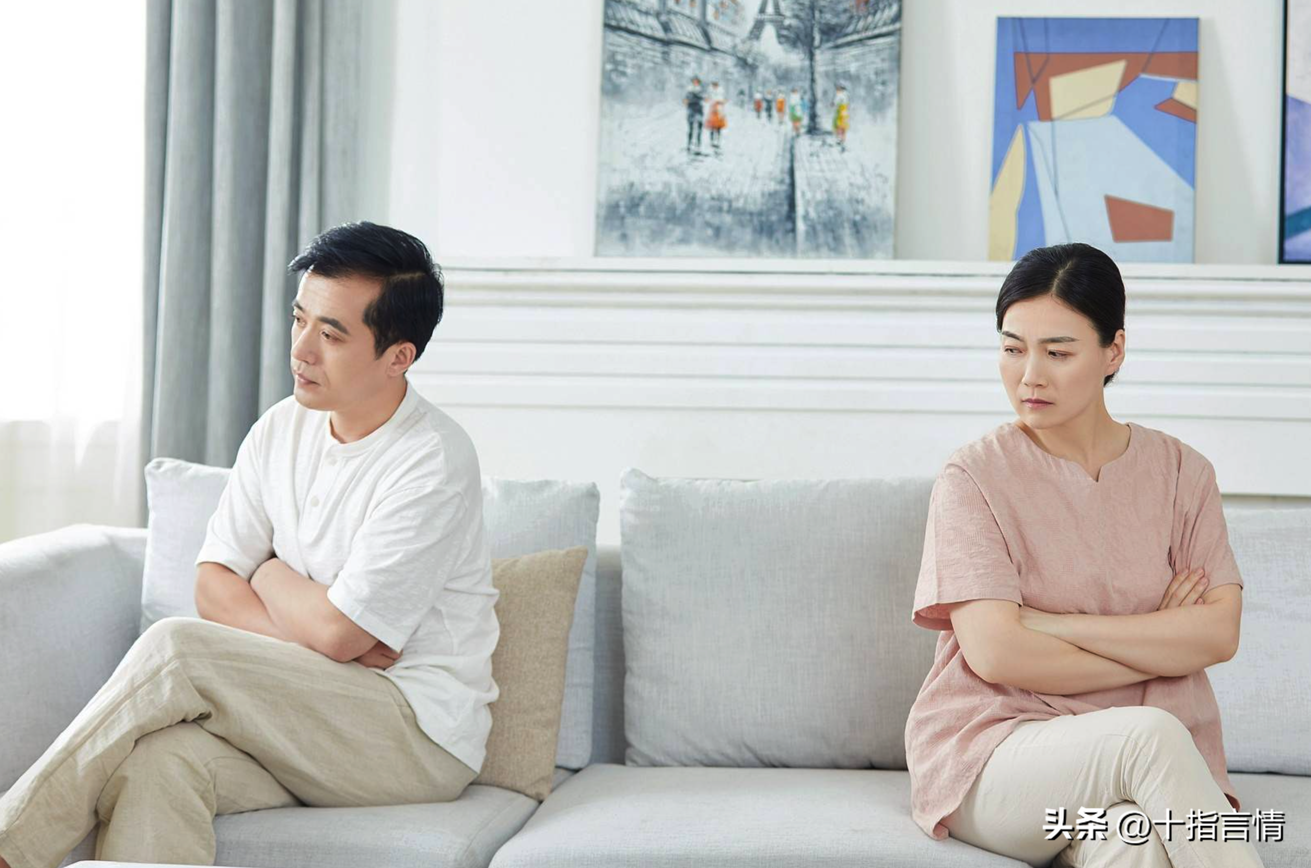 婆婆去世！我因「特殊原因」拒絕參加葬禮　5年後我父親去世「丈夫全程操持」卻給了我最狠懲罰