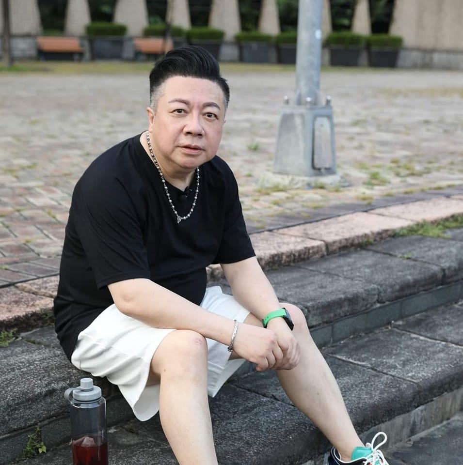 錄影狂出包！57歲董至成「遭製作人當場狂譙」　父母不忍直視「提前離開觀眾席」