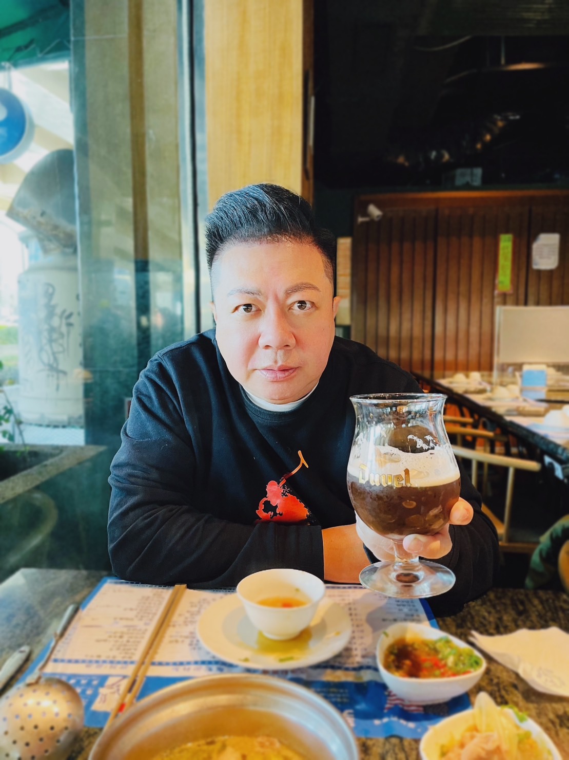 慘陷金鐘魔咒！董至成「節目全沒了罹抑鬱症」失志酗酒　吃藥1年無人知「爆瘦8公斤近況曝」