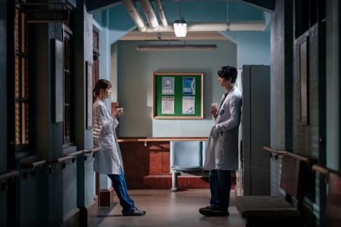 父親第7次住院「我決定放棄他」！妹妹出狠招「拿出一張紙」拯救我們一家：有些父母天生是子女剋星