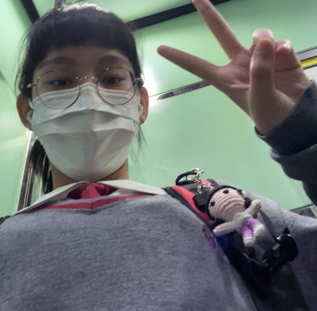 才出道2年！18歲女歌手「開口驚呆譚詠麟」一夕爆紅　多才多藝「保送全球百大名校」星途大開