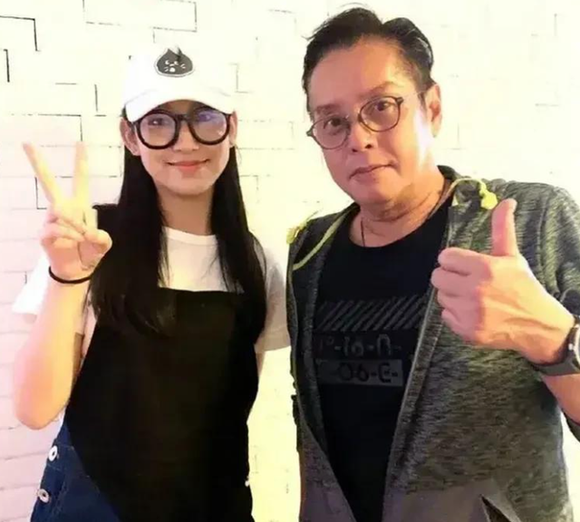 才出道2年！18歲女歌手「開口驚呆譚詠麟」一夕爆紅　多才多藝「保送全球百大名校」星途大開