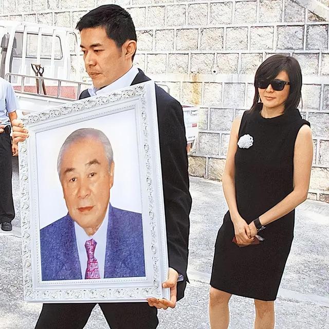 女兒比自己還有名！資深演員「斷絕女兒28年」徹底撕破臉　「愛女豪砸1500萬安葬」淚送父最後一程