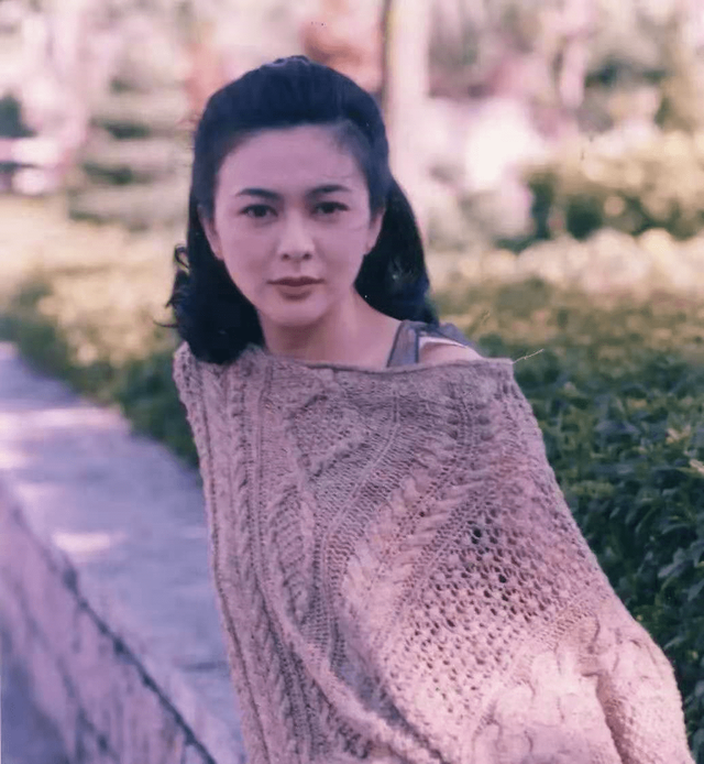 女兒比自己還有名！資深演員「斷絕女兒28年」徹底撕破臉　「愛女豪砸1500萬安葬」淚送父最後一程