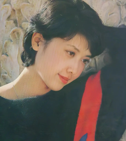 「掛歷女神」天生麗質！爆紅後退圈「中年喪夫」　晚年又病死他鄉：令人唏噓