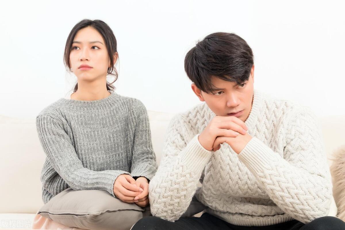 我66大壽！大女兒包「紅包2千元」小女兒包2萬元　我掀桌「狠罵小女兒」被親友說過分：但老伴認為做得對