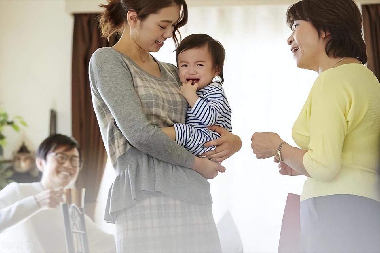我66大壽！大女兒包「紅包2千元」小女兒包2萬元　我掀桌「狠罵小女兒」被親友說過分：但老伴認為做得對
