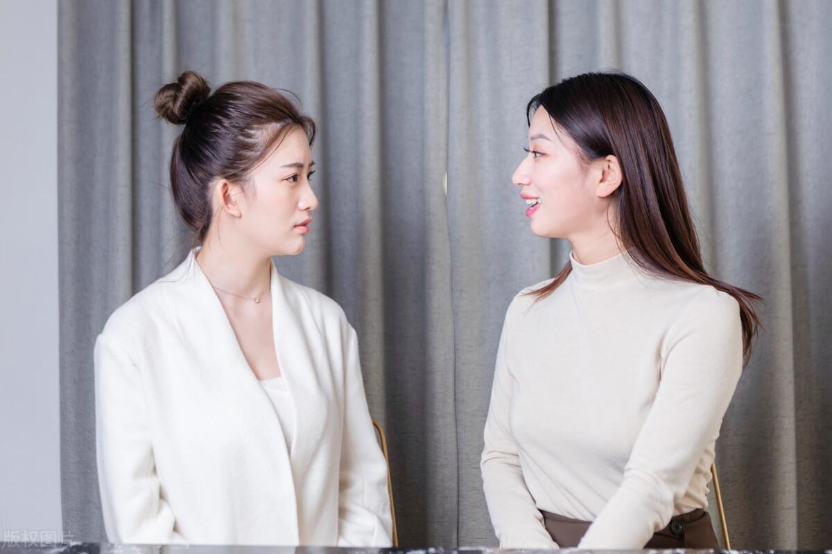 我66大壽！大女兒包「紅包2千元」小女兒包2萬元　我掀桌「狠罵小女兒」被親友說過分：但老伴認為做得對