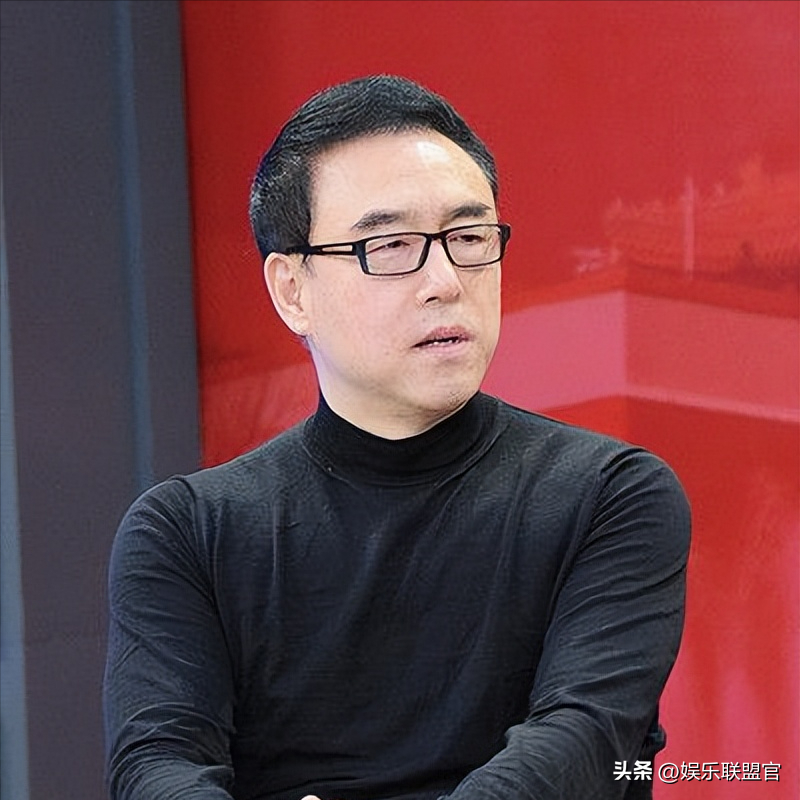 「第一名模」嫁給3婚大導演！卻慘遭小三奪愛　如今「小三癱瘓」她獨自帶娃身價過億