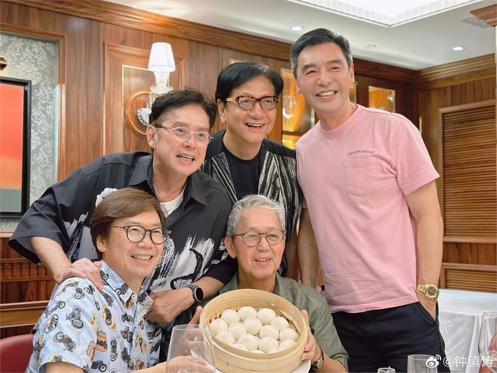 成員各個大咖！天王樂團「出道50年宣布解散」平均年齡72歲　「最後合體畫面曝」歌迷全不捨