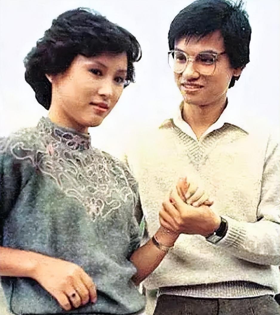 被電視台力捧！當紅花旦被前夫「掏光1億家產」苦等28年　眾叛親離「61歲街頭被捕捉」
