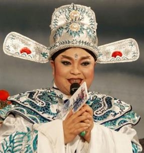 才獲金曲獎！台灣資深大咖「驚傳家中猝死」　晚年苦抗病魔「只能坐輪椅」網嘆：解脫了