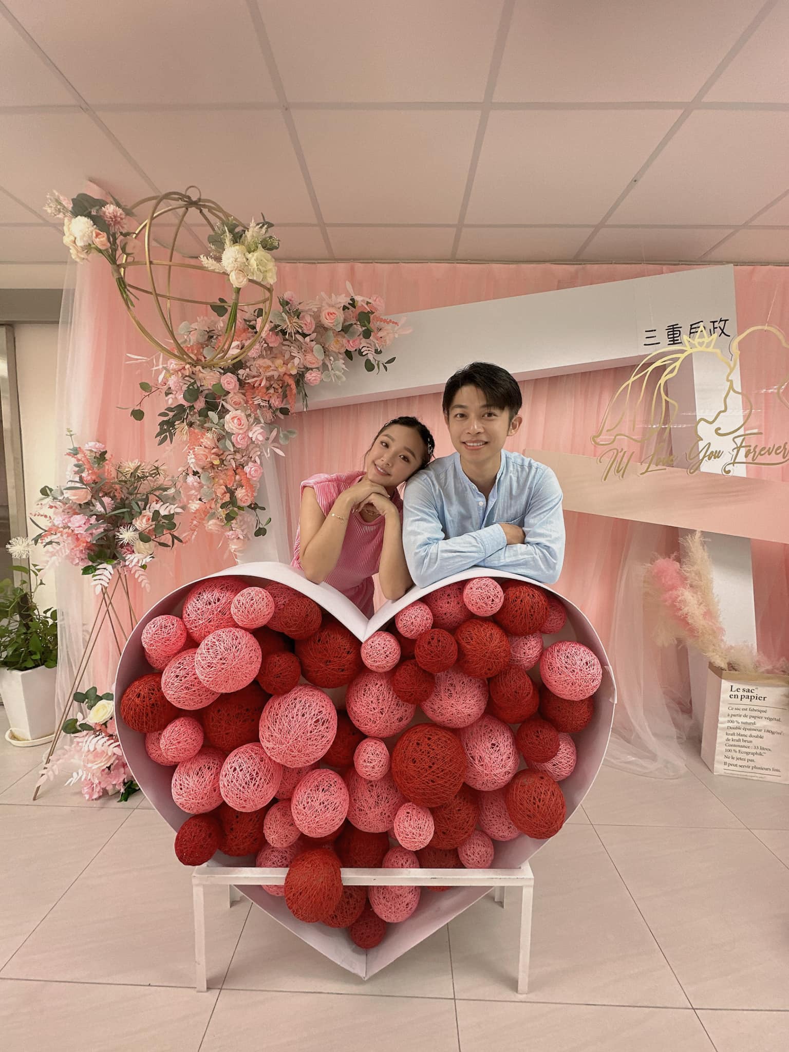 從賓客變老婆！27歲本土女星「6年前參加現任丈夫婚禮」站新娘旁　今傳再婚喜訊「前夫回應了」