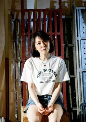 曾經很恨媽媽！《花系列》女星「罕提母女關係」哭了　淚吐「53歲不婚不生」主因：怕她投胎報復