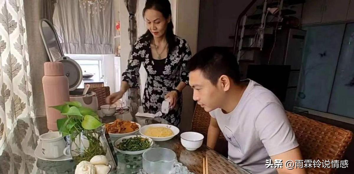 為90萬聘金嫁恐龍男！她婚後「7年來受盡委屈」　為自保「每天往菜裡加一物」半年後角色大反轉
