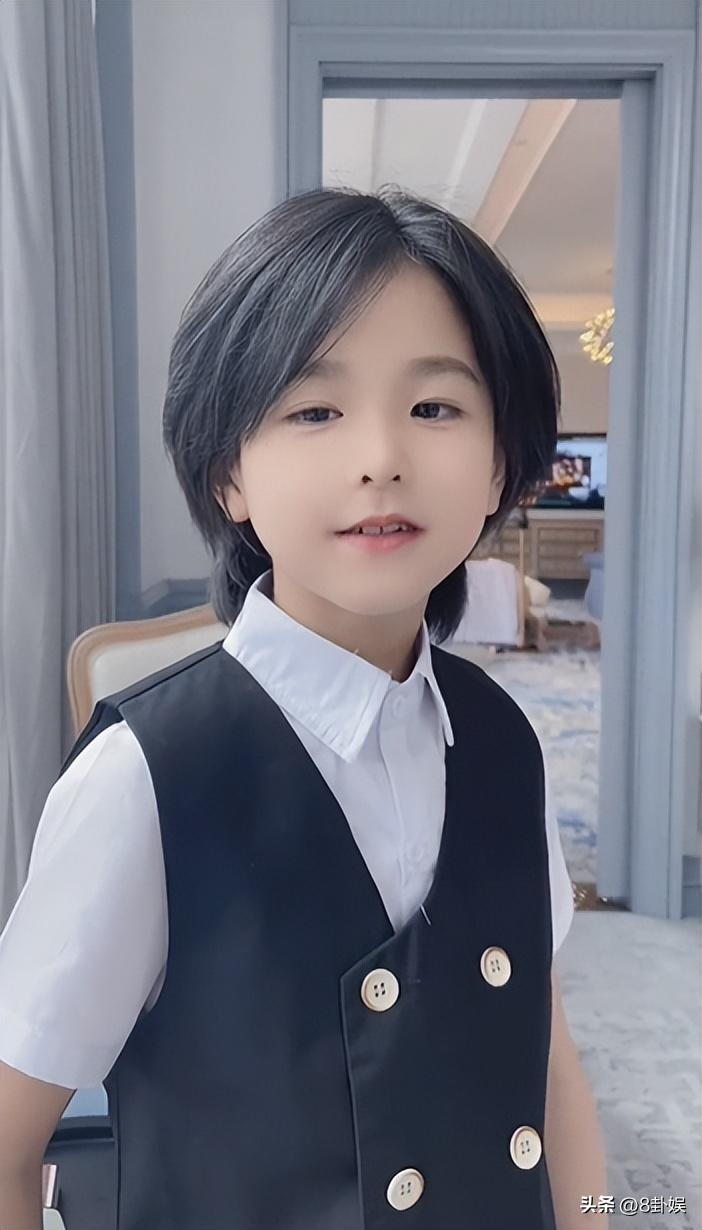 不惜放棄億萬家產！杜拜富二代戀上「大16歲離異女」　跨國倒追當入贅女婿：老婆在哪我在哪