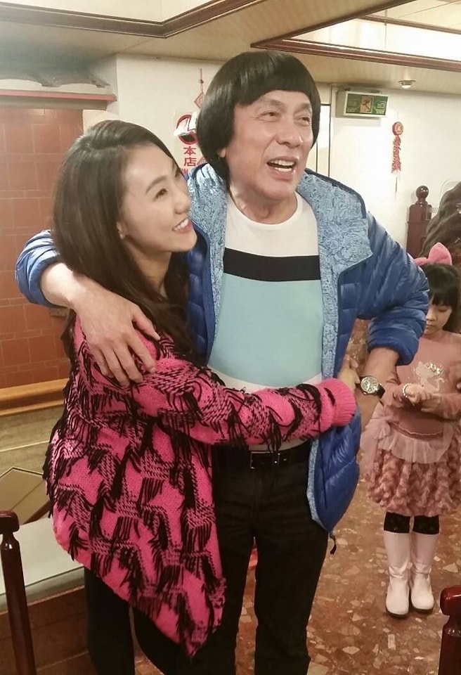 學成歸國！豬哥亮小兒子「變180公分帥機師」近況曝　「爸生前最放不下他」謝金晶為弟驕傲