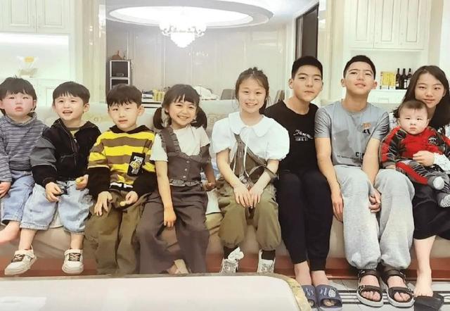 高中畢業就結婚！寶媽「13年狂生9孩」喊話：湊齊12生肖　驕傲自曝1優勢「不生太浪費」