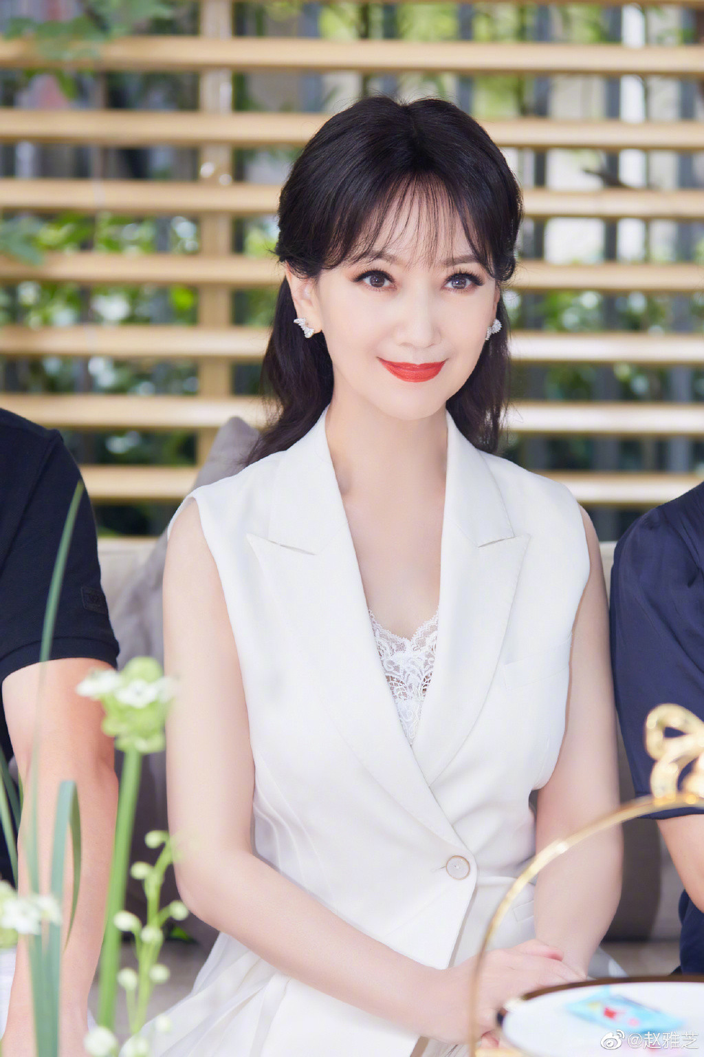68歲逆齡像34歲！最美女星罕開金嗓「根本吃了防腐劑」　「一身仙氣飄飄」美貌震撼全網