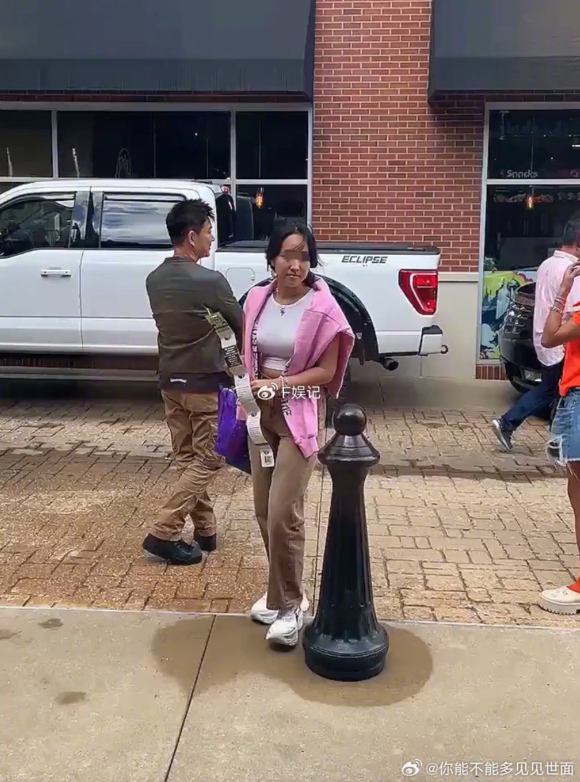 保護妻小21年！任賢齊「18歲愛女罕露面」疑似名校學霸　白淨氣質「神似梁洛施」網搶認岳父