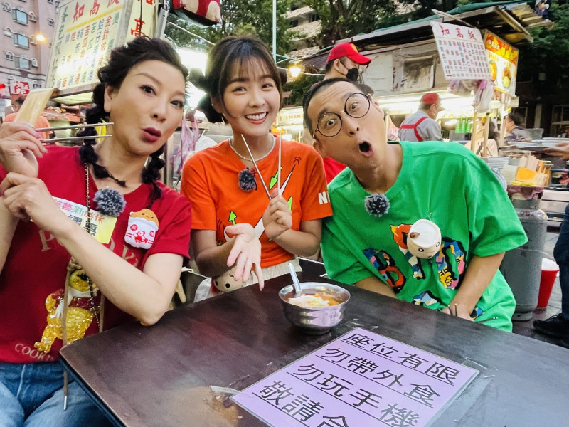 看到觀世音發光.....楊繡惠爆「昏迷不醒」臉腫2倍大　宮廟道姑驚見「5鬼纏身」緊急出手